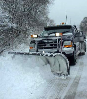 South Coast MA snow removal services, commercial snow plowing, Wareham, Marion, Mattapoisett, Fairhaven, Rochester MA, southeastern MA sanding & salting